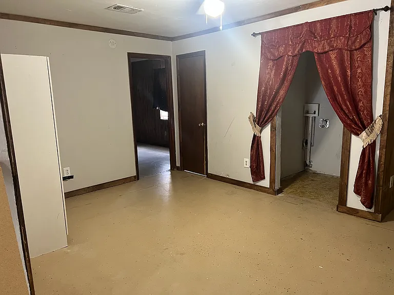 3211 N Miller St — Photo 14