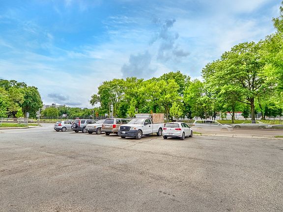 5th image of 325 Alewife Brook Pkwy