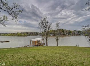 531 Parker Rd, Covington, GA 30014