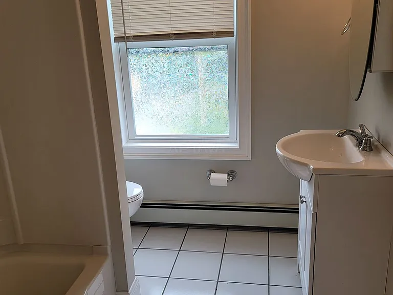 10 Whipple St #10 — Photo 9