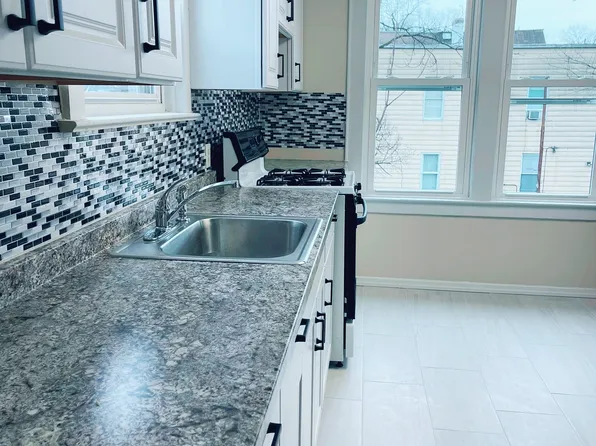 16 Hazel Pl, Irvington, NJ