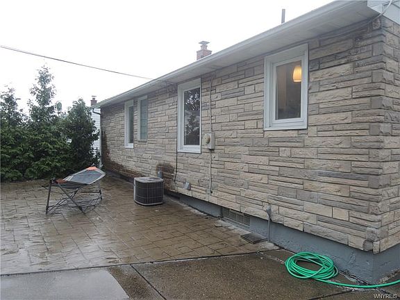5th image of 439 McConkey Dr