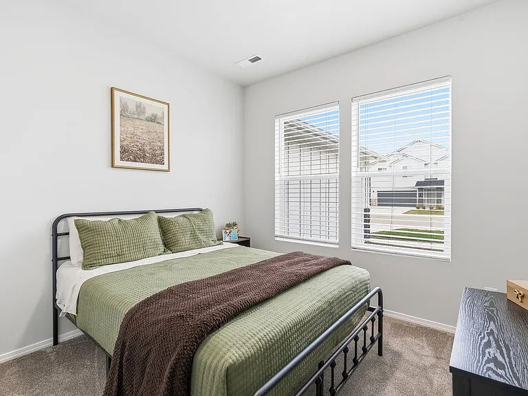 305 Crystal Rock Ave — Photo 15