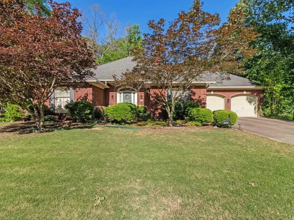 204 Fair Oaks Dr, Bryant, AR 72022
