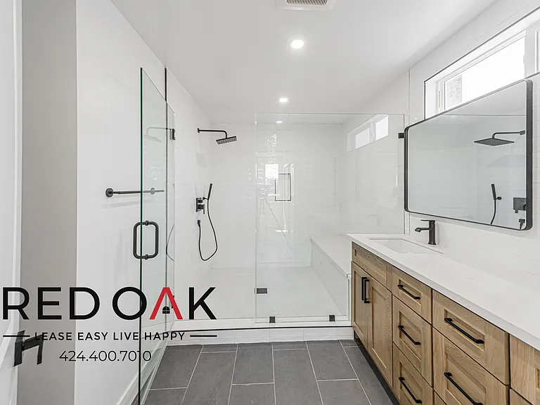 2223 Clyde Ave #2225-3/4 — Photo 13