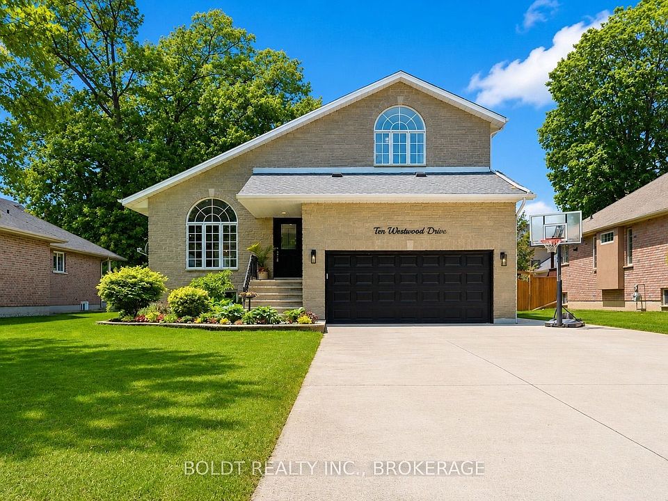 1st image of 10 Westwood Dr