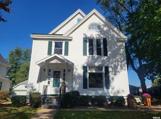 2433 Vermont St, Quincy, IL 62301