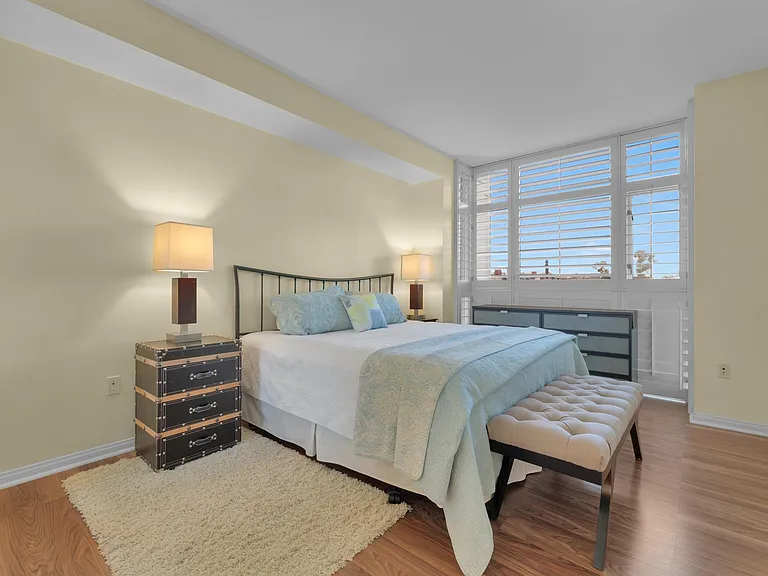 850 Beech St #CALL FOR — Photo 16