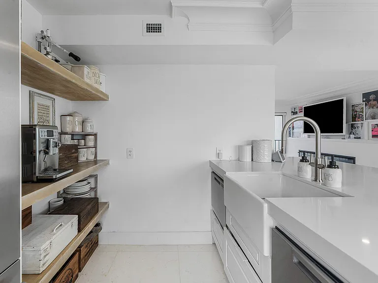 3500 S Ocean Blvd #502 — Photo 22