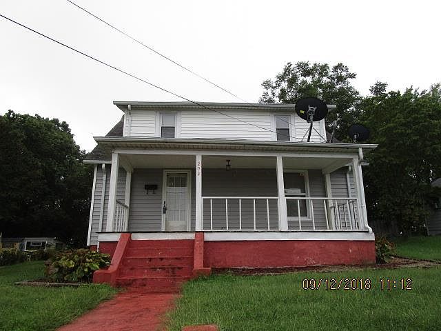 1st image of 202 Emmette St