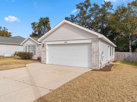 3rd image of 8686 Ramble Woods Dr