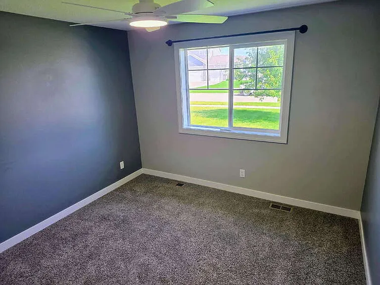 701 Bradford Dr — Photo 21