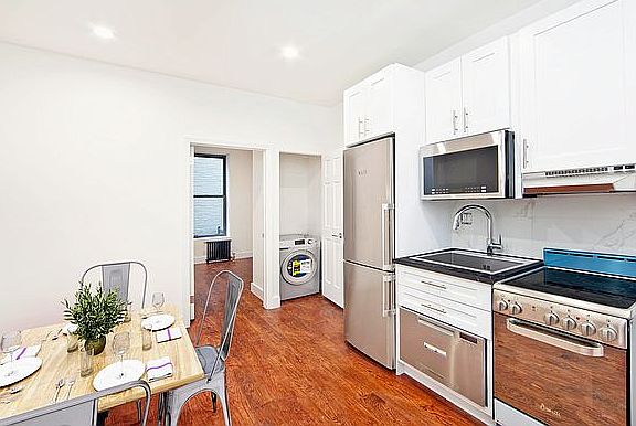 3rd image of 550 Broome St APT 3