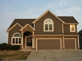 411 Yolanda Cir, Kearney, MO 64060
