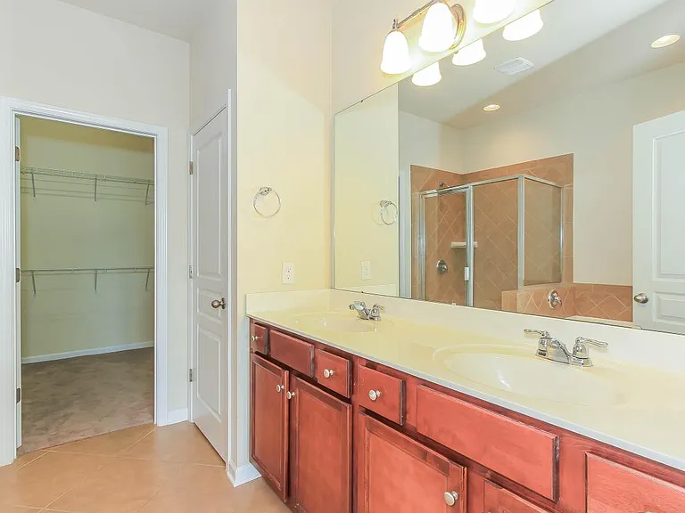 120 Misty Knoll Ln — Photo 17