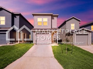 6840 Marble Rdg, Elmendorf, TX 78112