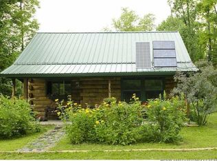 88 Woodcock Rd, Saint Albans, ME 04971