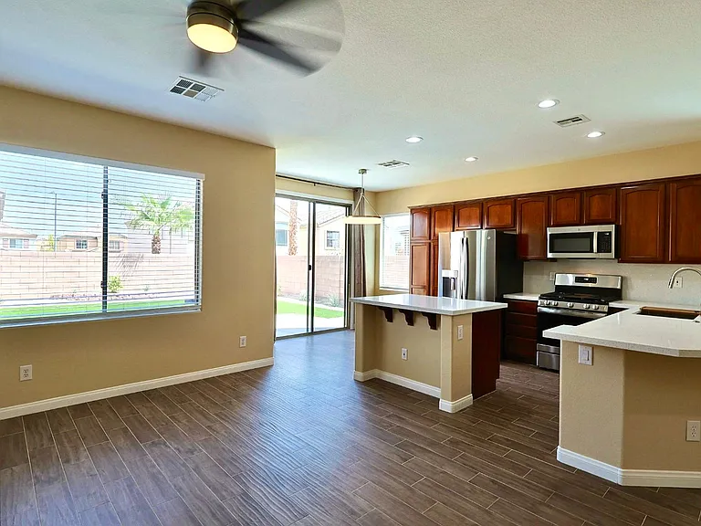 340 Sweet Sugar Pine Dr — Photo 16