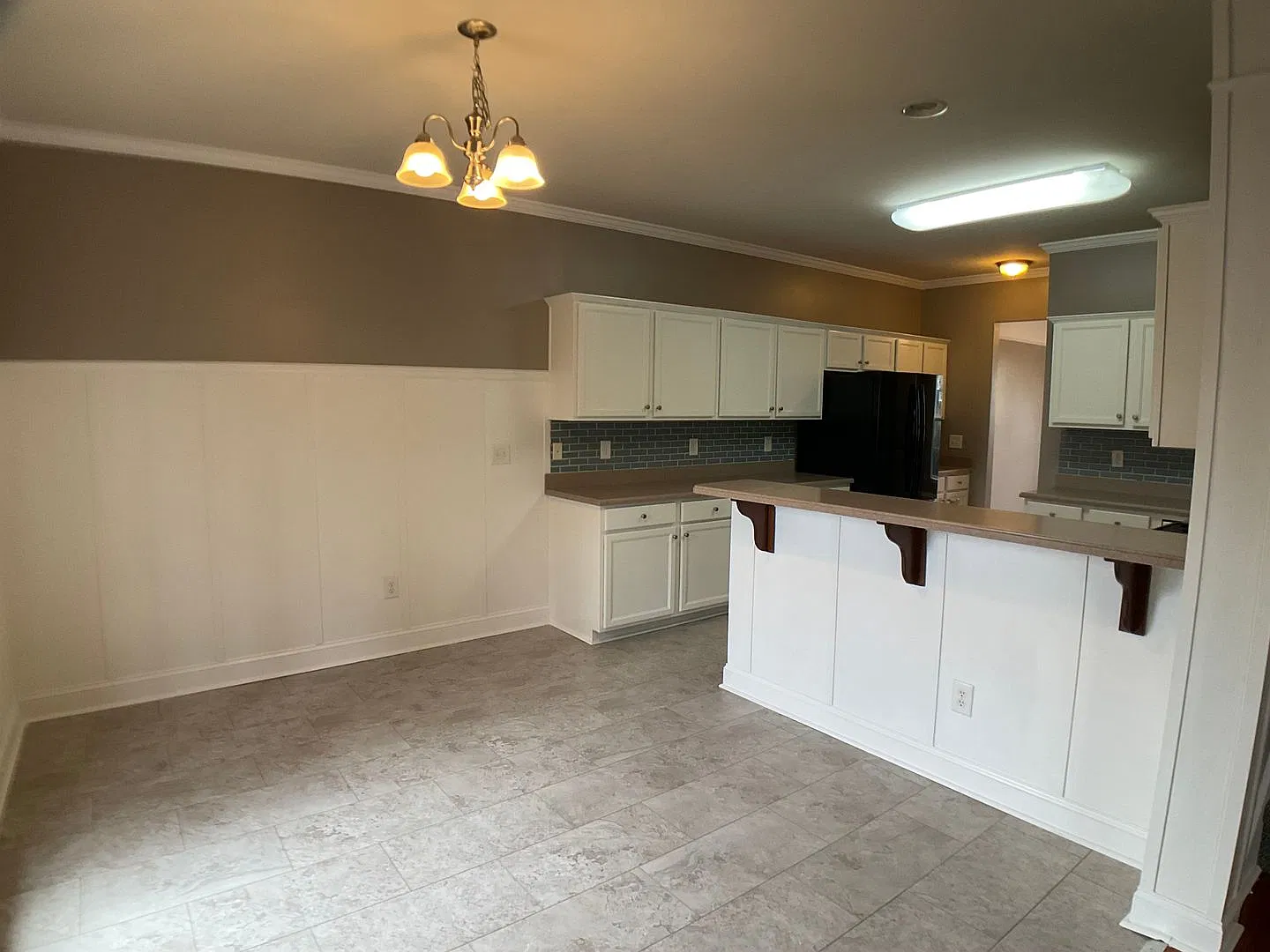 300 Large Oak Lane — Photo 4