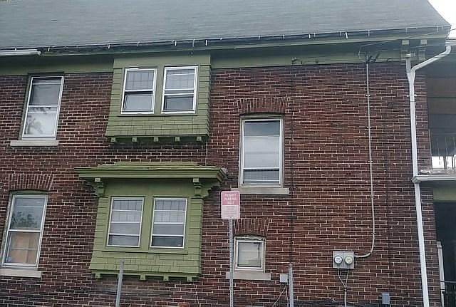 Solid Brick Beauty