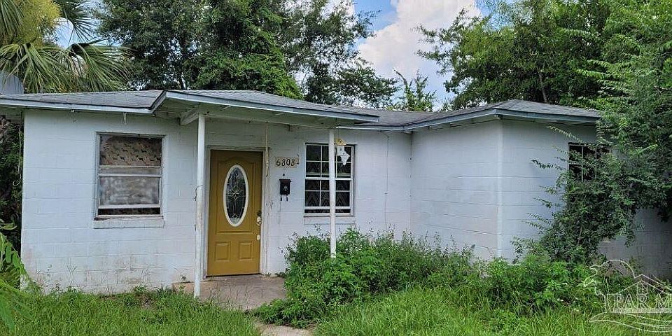 1st image of 6804/6808 W Walker St