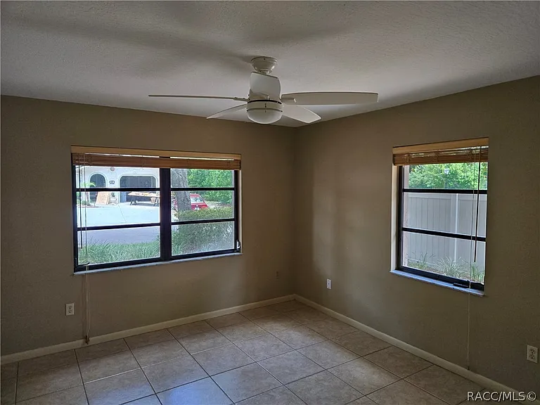 87 Golfview Dr — Photo 14