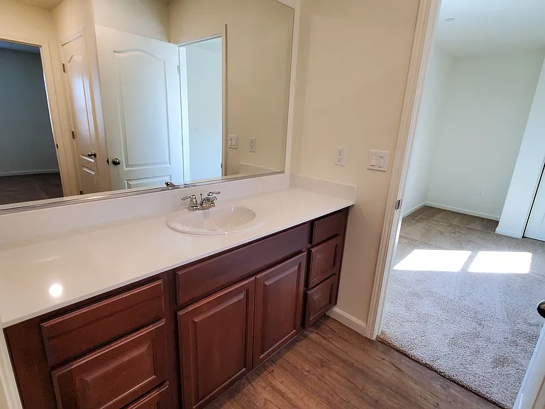 5540 Remington Way — Photo 6