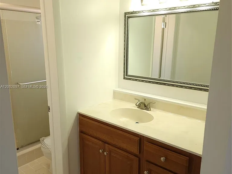 4505 Treehouse Ln #8H — Photo 8