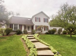 4435 Neptune Dr, Erie, PA 16506