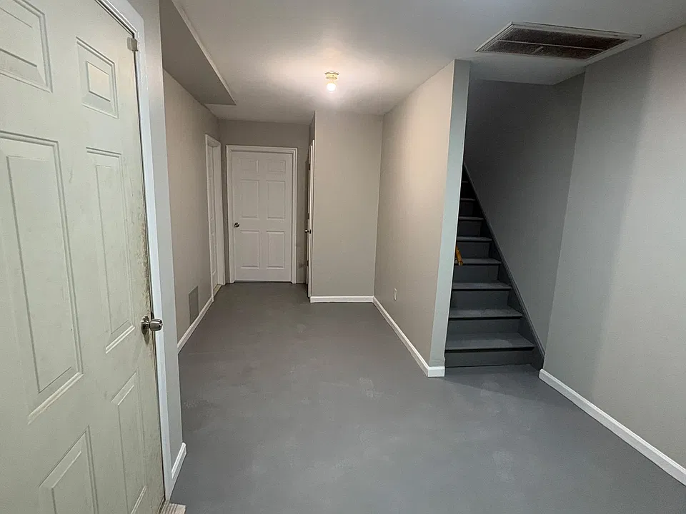 180 Sherman Ave #1