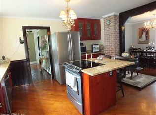 16 Chestnut Hill Rd, East Hampton, CT 06424