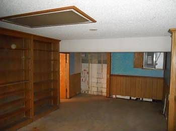 3rd image of 231 Nelson Dr