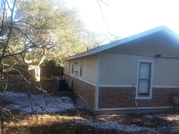 5th image of 1003 Yale Dr