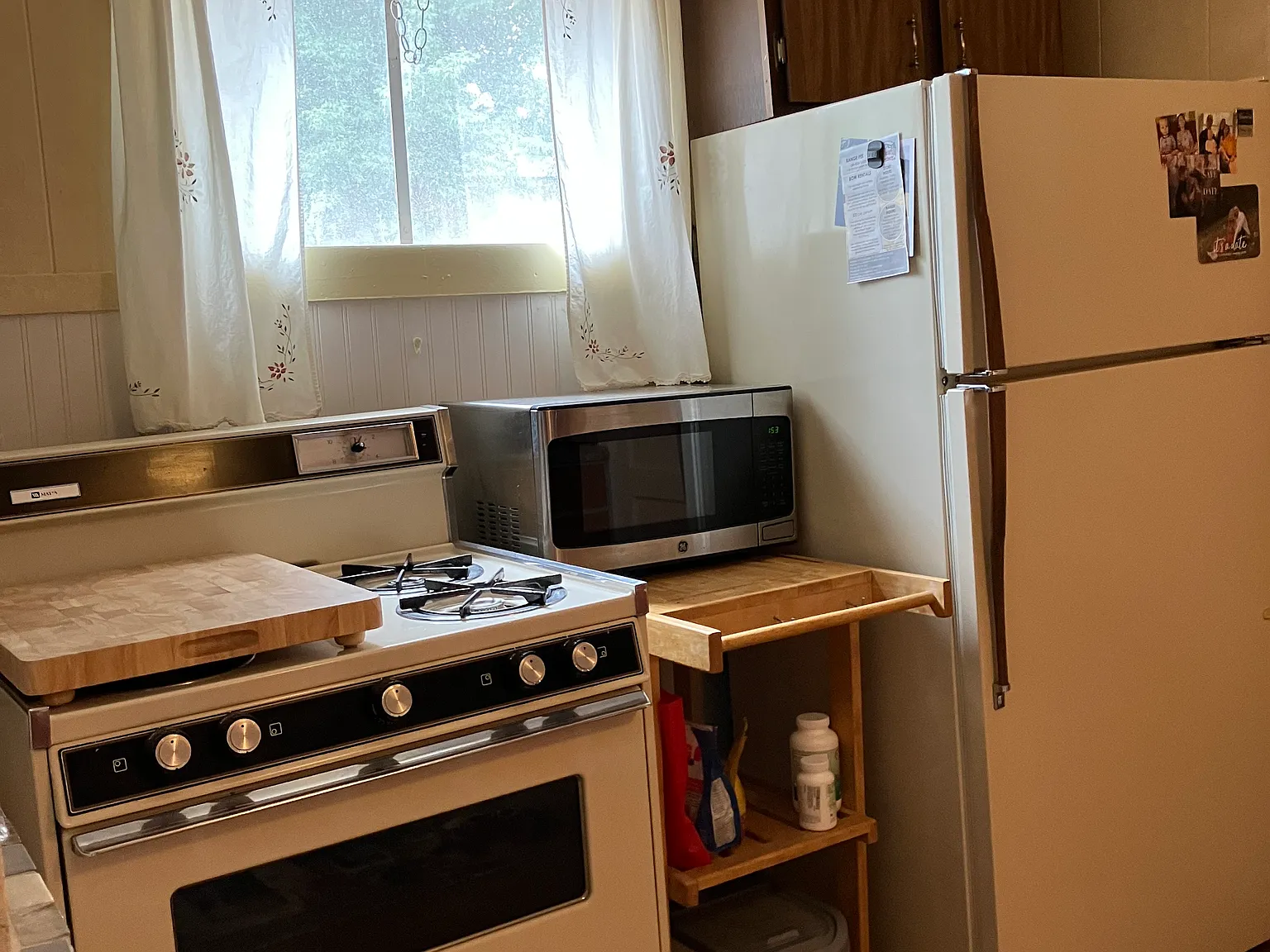 533 N Hollywood Street — Photo 3