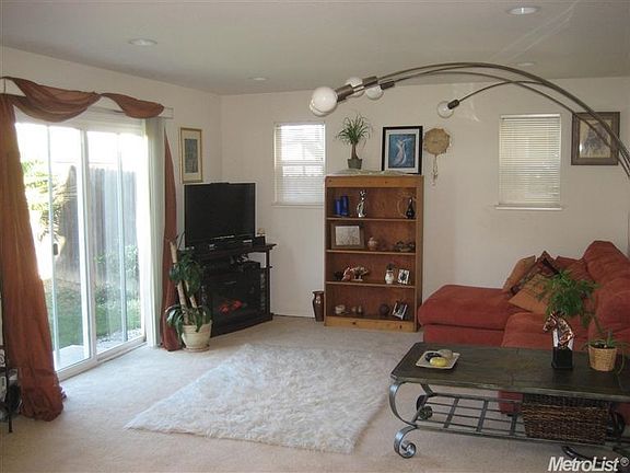 3rd image of 2211 Mogan Ave