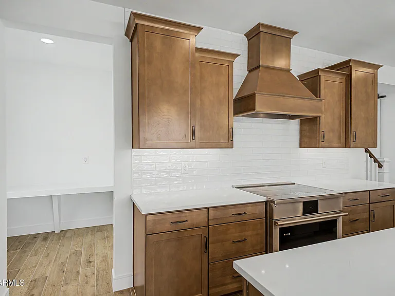 1131 E Yellowstone Pl — Photo 7