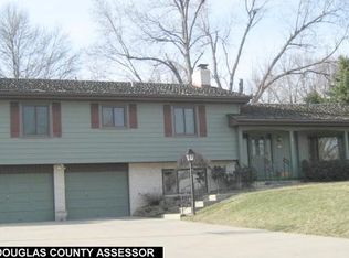 11725 Howard Rd, Omaha, NE 68154