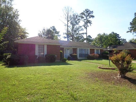 2nd image of 3429 Woodpark Dr