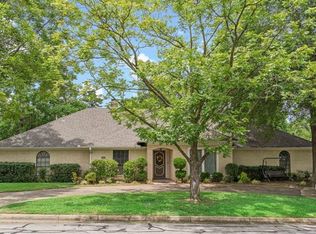 3355 E Houston St, Paris, TX 75460