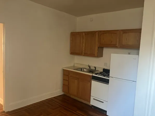 317 Pacific Street image 1 of 7