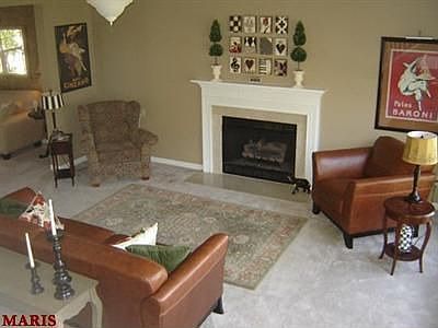 4th image of 16362 Lakeshore Terrace Ct