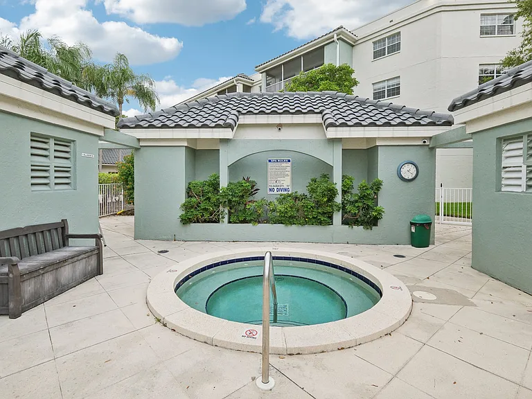 Waterview Rental — Photo 22
