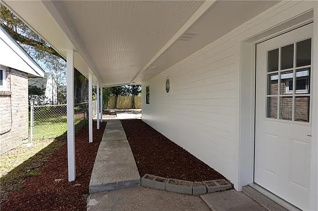 307 Talbot Dr — Photo 22