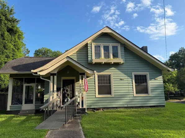 320 W 11th Ave, Pine Bluff, AR 71601