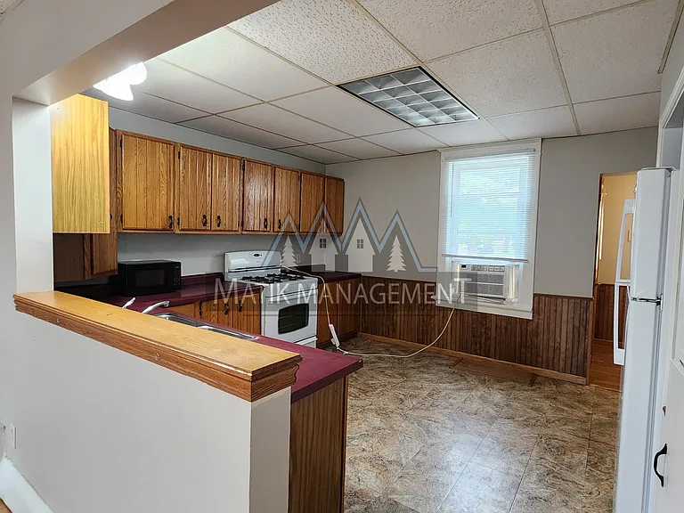 803 4th St SE #1 — Photo 14