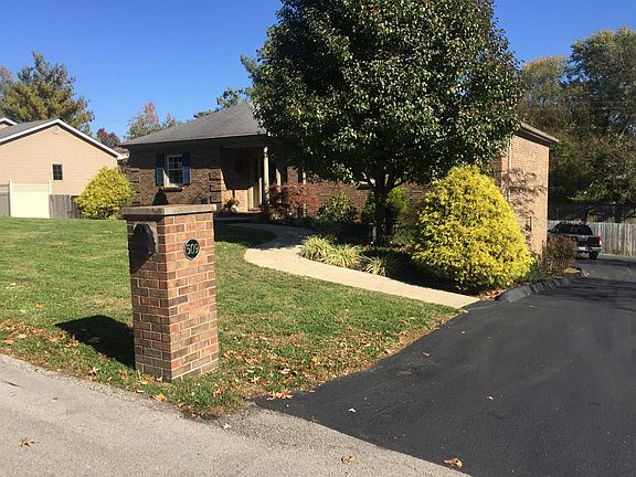 4th image of 509 Garden Springs Dr