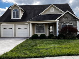 1041 Duck Key Ln, Moneta, VA 24121