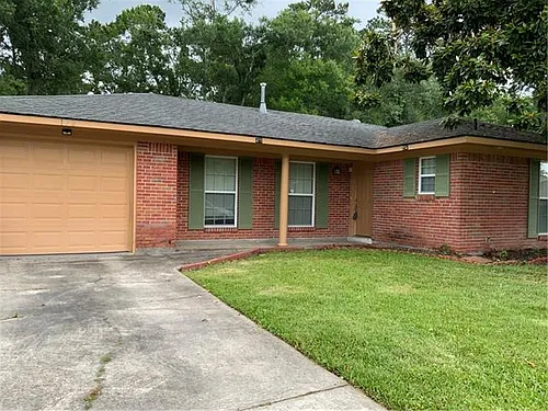 172 Park Dr Photo 1