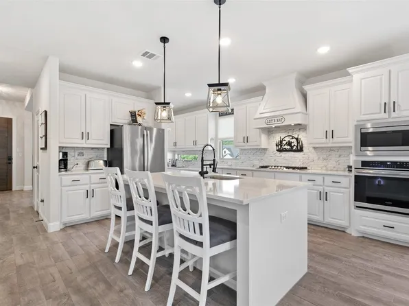 7132 Aves St, Fort Worth, TX 76179