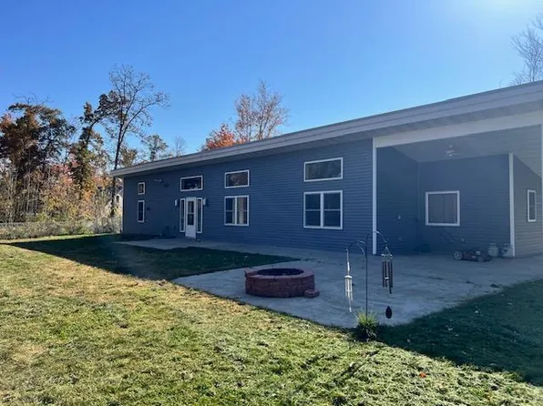 2416 10 1/2 Ave, Cameron, WI 54822